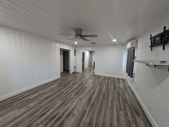 5th image of 5499 Balls Ferry Rd