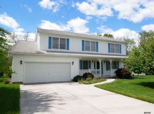 123 Wheaton Dr, Littlestown, PA 17340