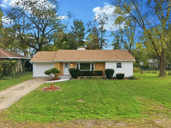 732 1st St, Crete, IL 60417