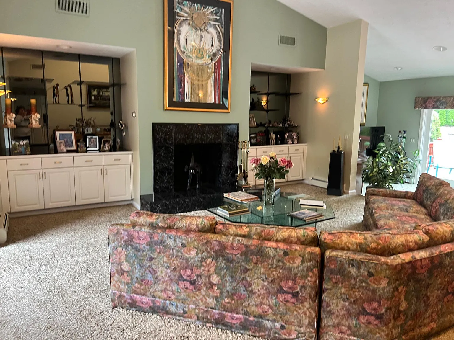 2 bed, 2006 sqft, $3,000 — Photo 2