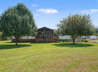208 Sassafras Dr, Laurens, SC 29360