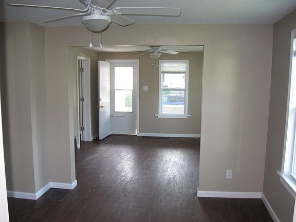 2nd image of 1337 College St