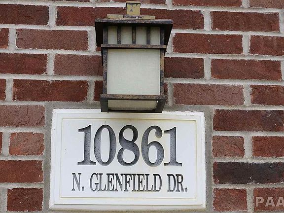 3rd image of 10861 N Glenfield Dr