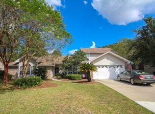 107 Saratoga Pl, Lynn Haven, FL 32444