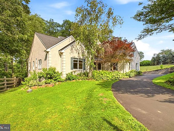 5th image of 335 Ridley Creek Ln