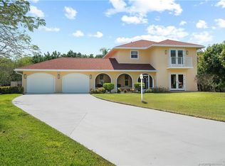 2920 NE Heather Ct, Jensen Beach, FL 34957