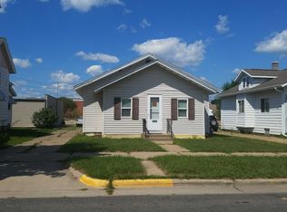 1905 State St, La Crosse, WI 54601