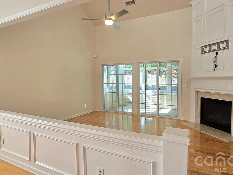 12051 Dunipace Ct — Photo 3