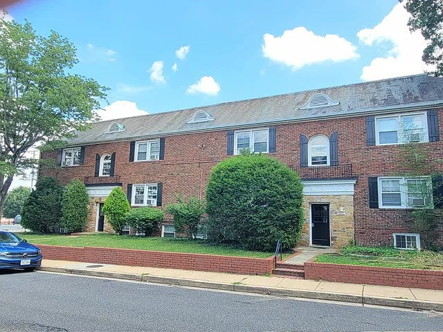 Building Photo - 4750-4752 21st Rd N
