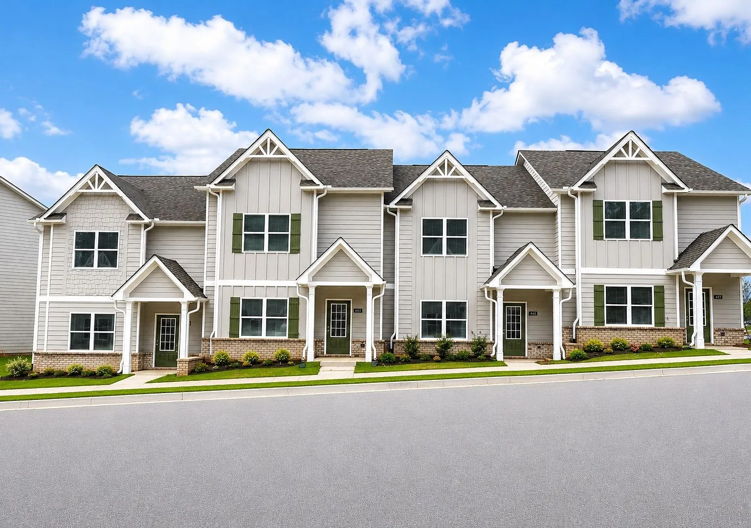 Now Leasing: Spacious 4-Bedroom Townhomes in Oakwood — Photo 1