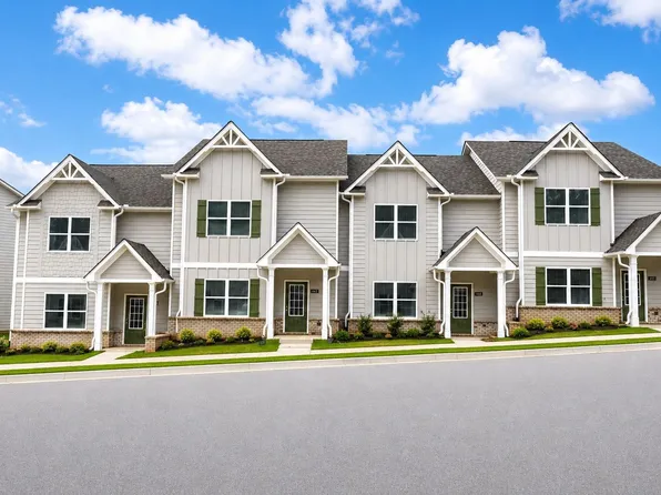 4220 Crosby Ln, Oakwood, GA