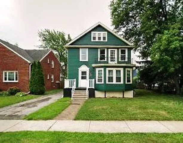 158 Avery Ave #2 — Photo 1