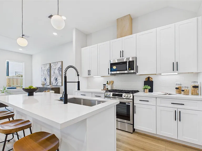 5027 Golden Forest Dr #C — Photo 7