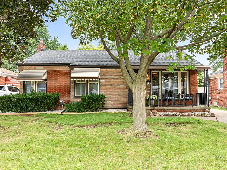 The house is located just minutes from downtown, making it easy to explore the city.