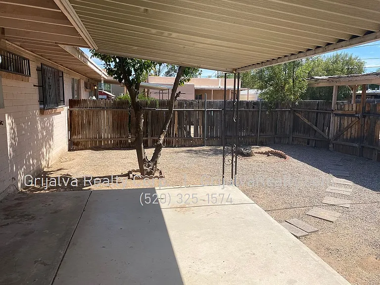 Duplex for Rent — Photo 8