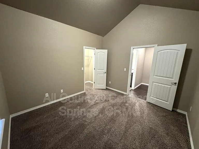17888 White Marble Dr — Photo 16