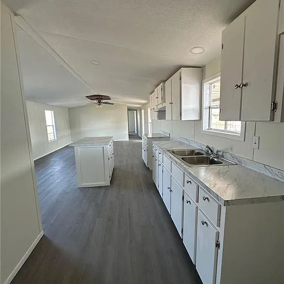 1307 Rising Sun St — Photo 3
