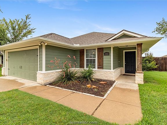 3rd image of 3915 Tranquil Path Dr