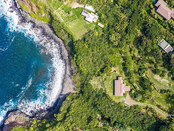 3rd image of 1004 N Honokala Rd Unit B