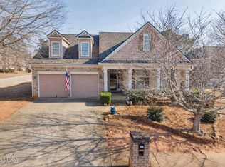 102 Fairways Ct, Macon, GA 31220