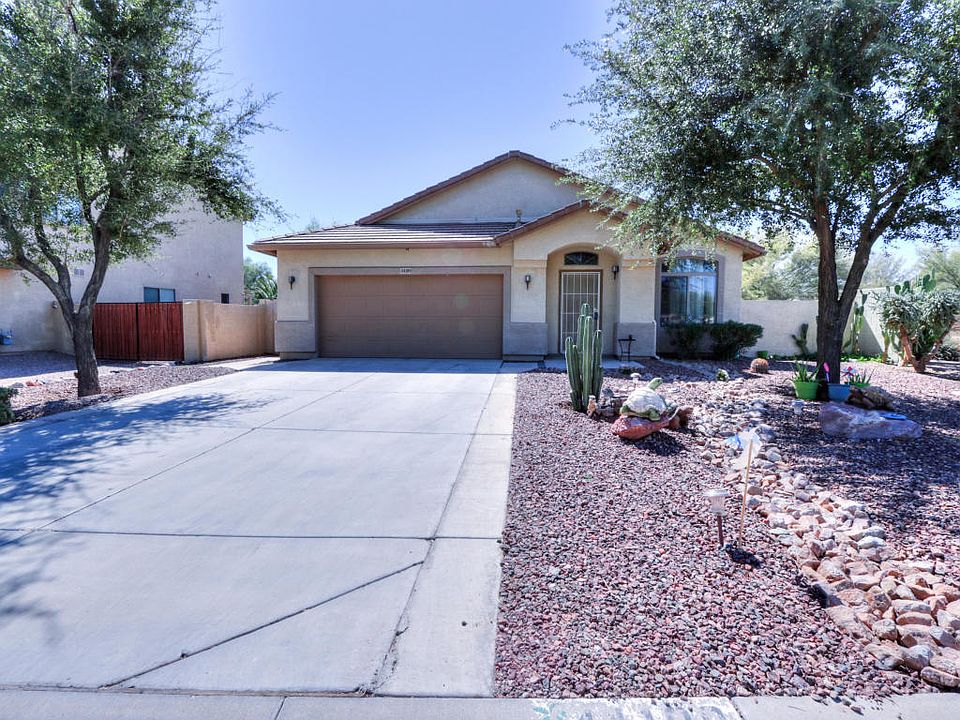 1st image of 44189 W Windrose Dr