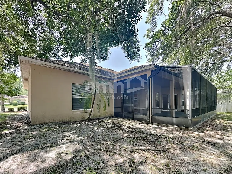 1601 Shadowood Ct — Photo 21