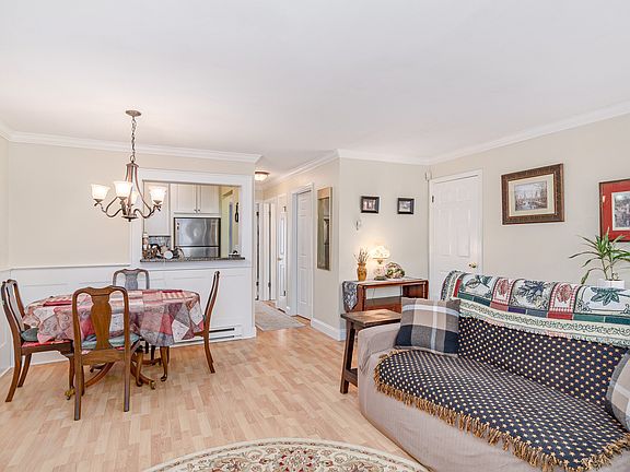 3rd image of 2a Jeanette Road #19
