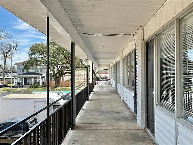 1 bed, 1.0 bath, 570 sqft, $700 — Photo 2