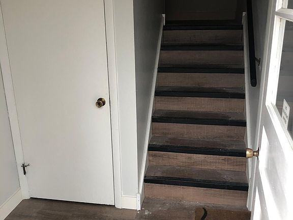 2nd image of 14460 Jefferson Ave #1N