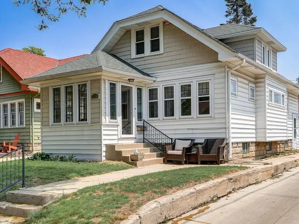 2320 North 69th STREET, Wauwatosa, WI 53213