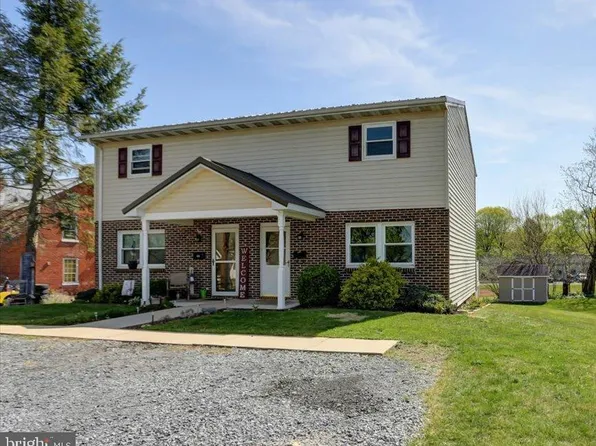 217-219 N Linden Ave, Greencastle, PA 17225