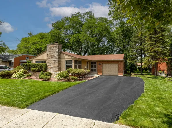 415 E Atwater Ave, Elmhurst, IL 60126