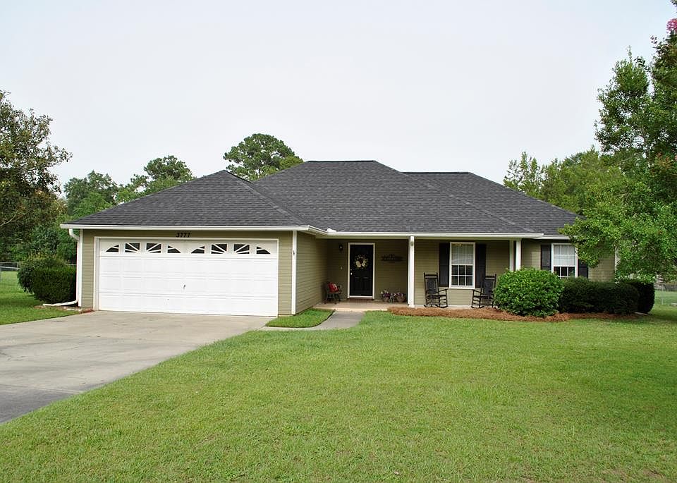 1st image of 3777 Robin Ln