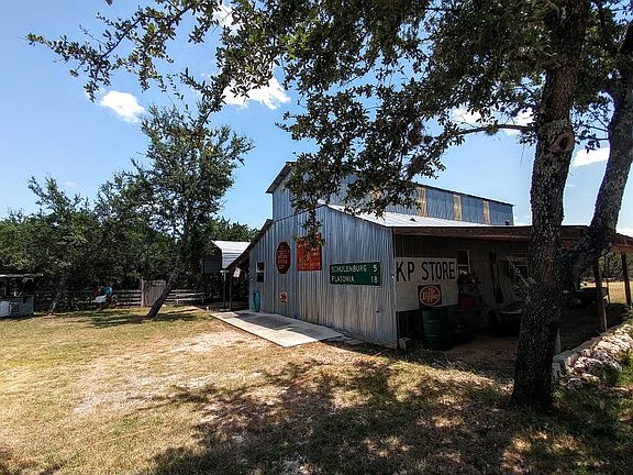 Barn exterior & RV port