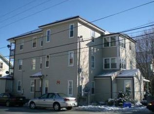 52 Division St APT 3R, Manville, RI 02838