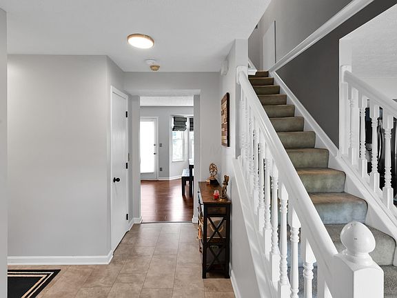 3rd image of 3132 Menzola Dr