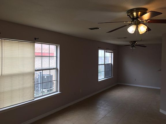 2nd image of 1623 Spirit Ln