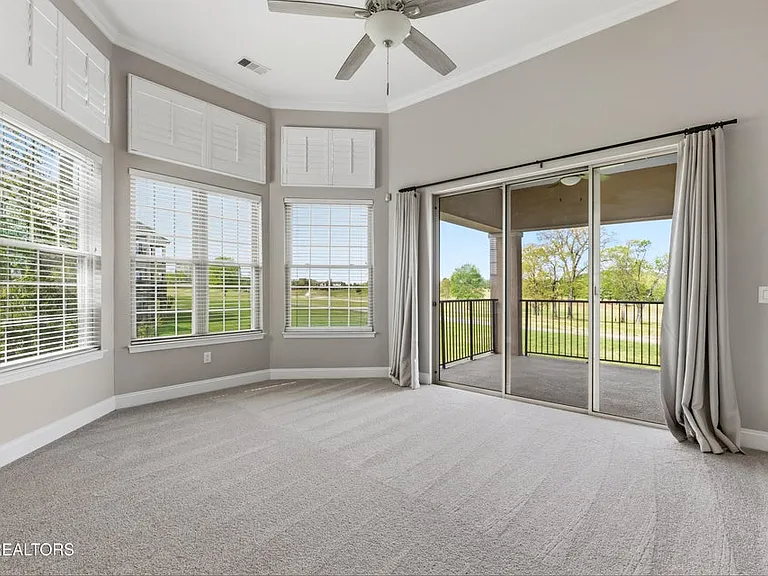 565 Rarity Bay Pkwy #201 — Photo 7