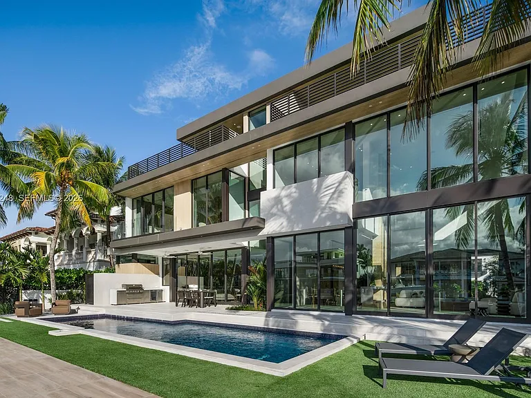 641 Flamingo Dr — Photo 66