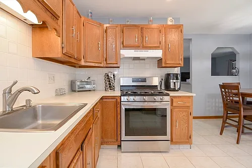 181 Belmont St #2 Photo 1