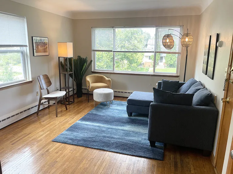 Randolph Apartments — Photo 1