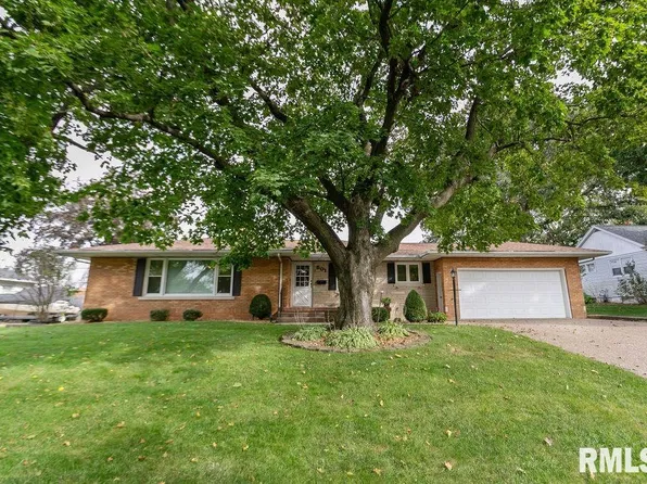 501 S Hilldale Ave, Eureka, IL 61530