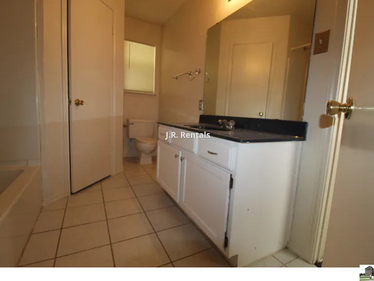 3615 Coral Bay Ln — Photo 80