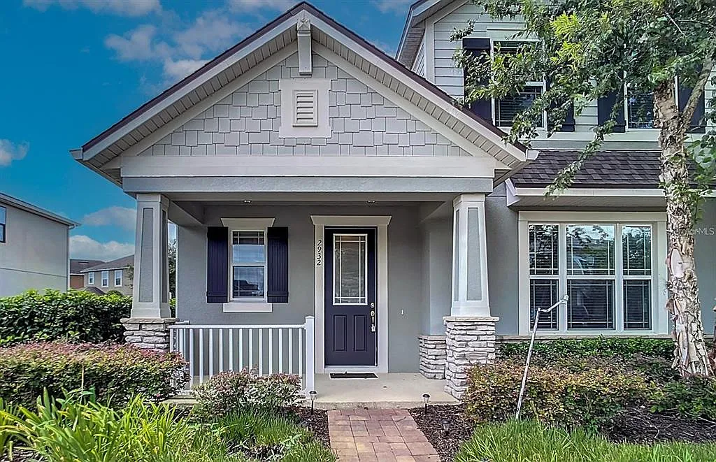 3 bed, 2.5 bath, 1690 sqft, $2,490 — Photo 1