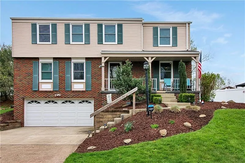 2106 Pendleton Dr photo 1