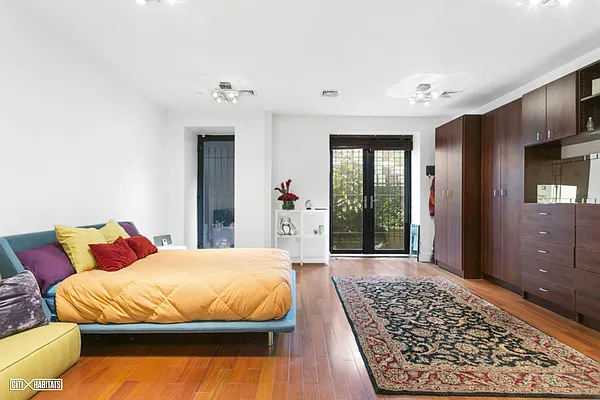 Sold by Citi Habitats | media 16