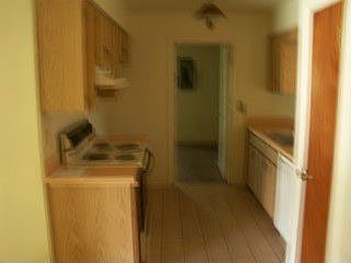 2nd image of 125 Paul Revere Rd