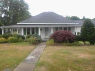 311 Tennessee St, Unicoi, TN 37692