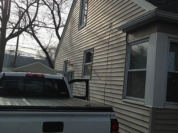 5th image of 1829 Gardner Ave
