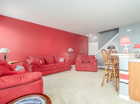 4th image of 214 Parkside Dr